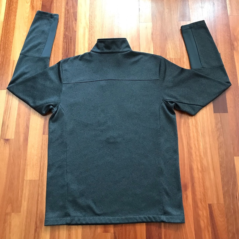 SOLD The North Face 1/2 Zip Soft Shell Grey Black - Picture 8 of 8